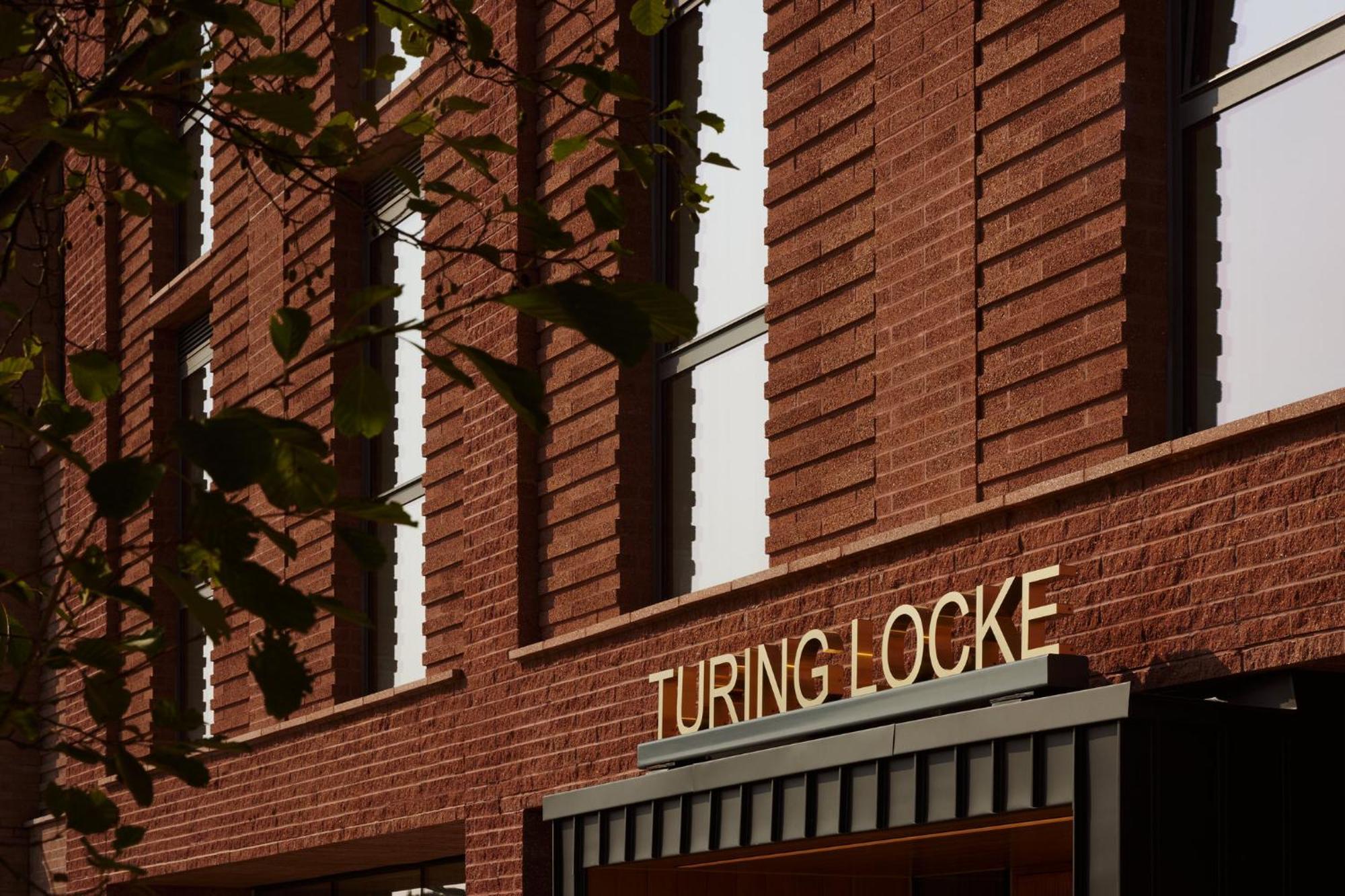 Turing Locke Cambridge Aparthotel Екстериор снимка